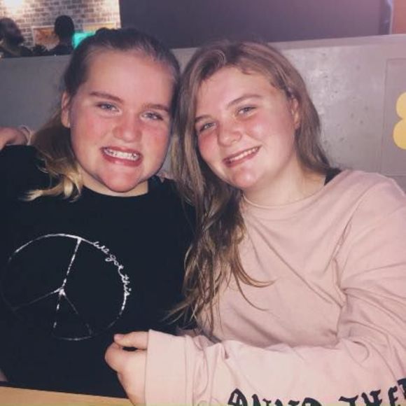 Meet your Posher, Ellen - Picture 1 of 1